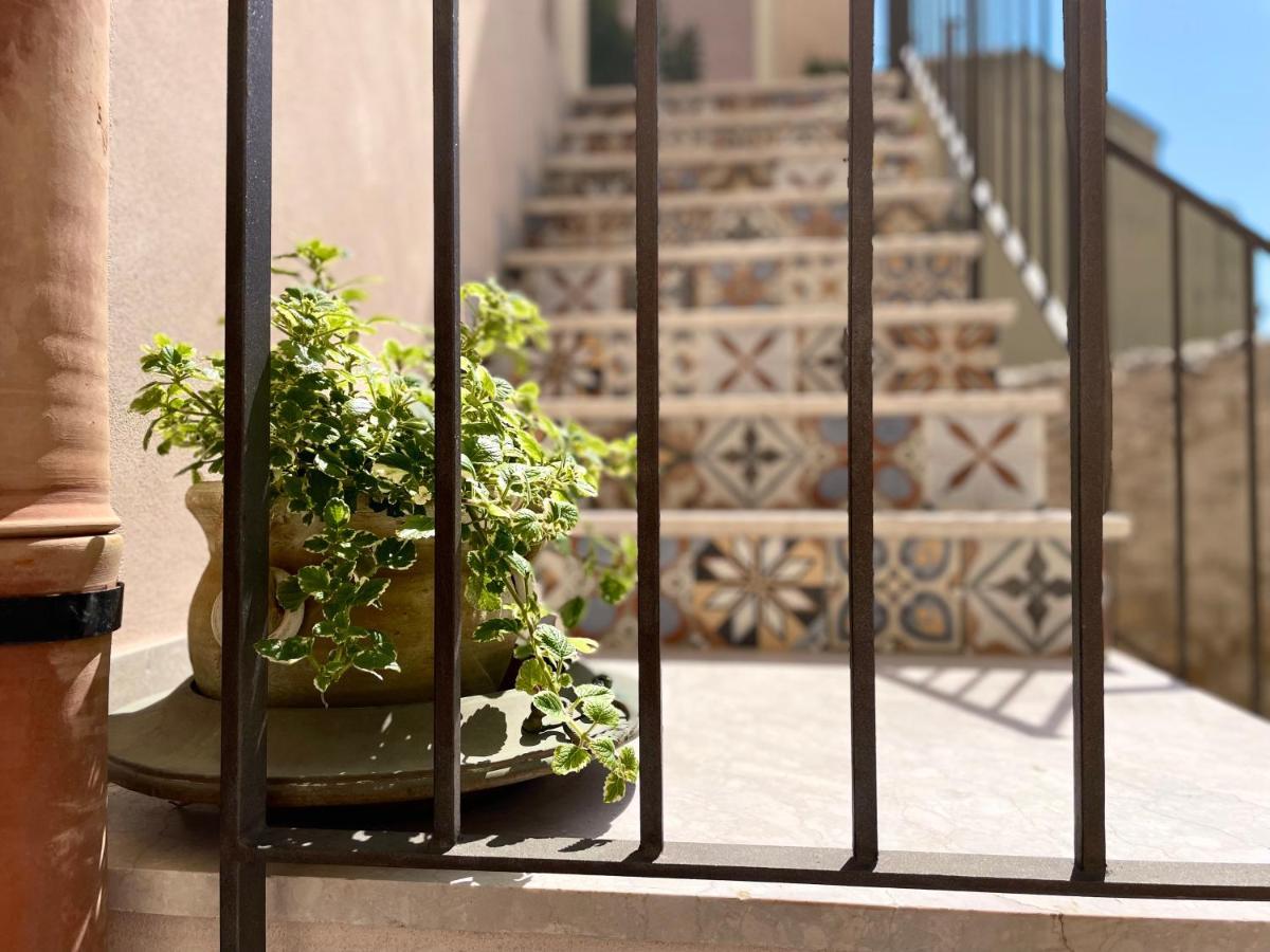 Cuturissi Hospitality & Wellnees Bed & Breakfast Ragusa Ngoại thất bức ảnh